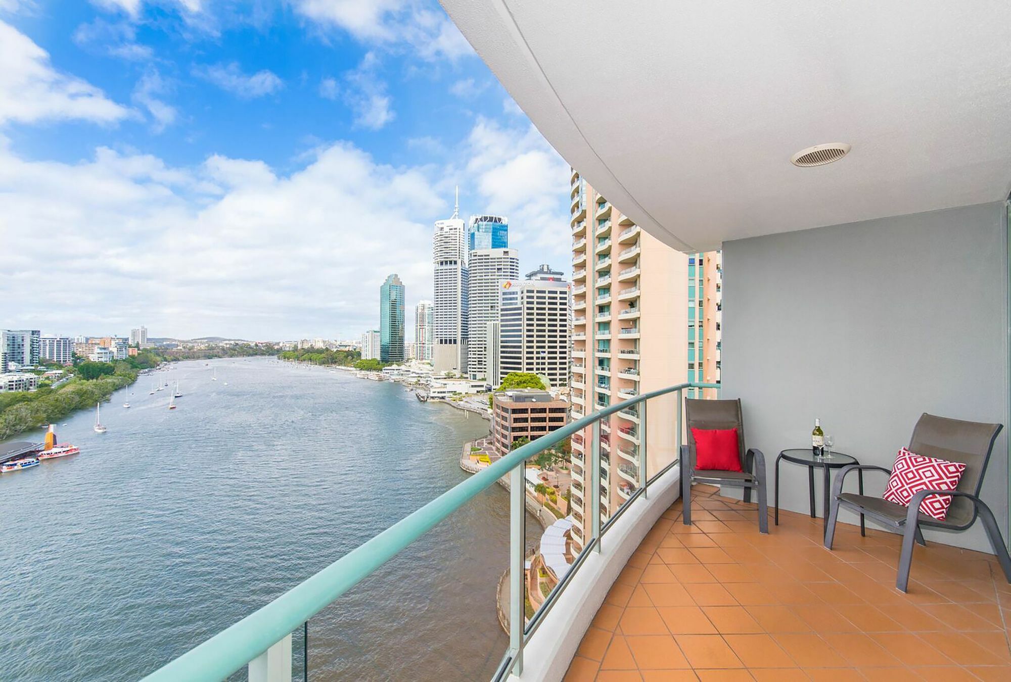 River View Suites In The Heart Of Бризбейн Екстериор снимка